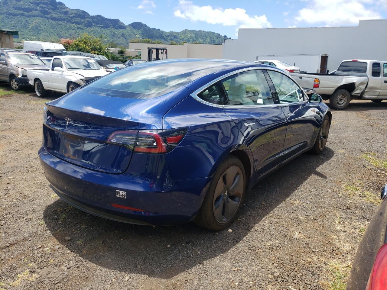 2018 Tesla Model 3 VIN: 5YJ3E1EA9JF155817 Lot: 65236443