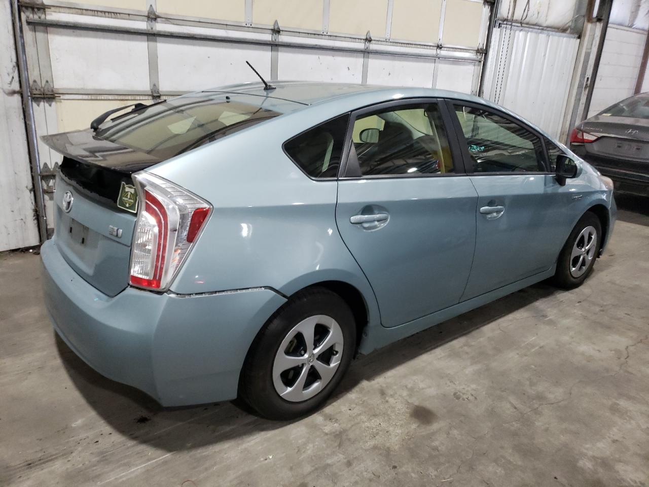 JTDKN3DU6F1996822 2015 Toyota Prius