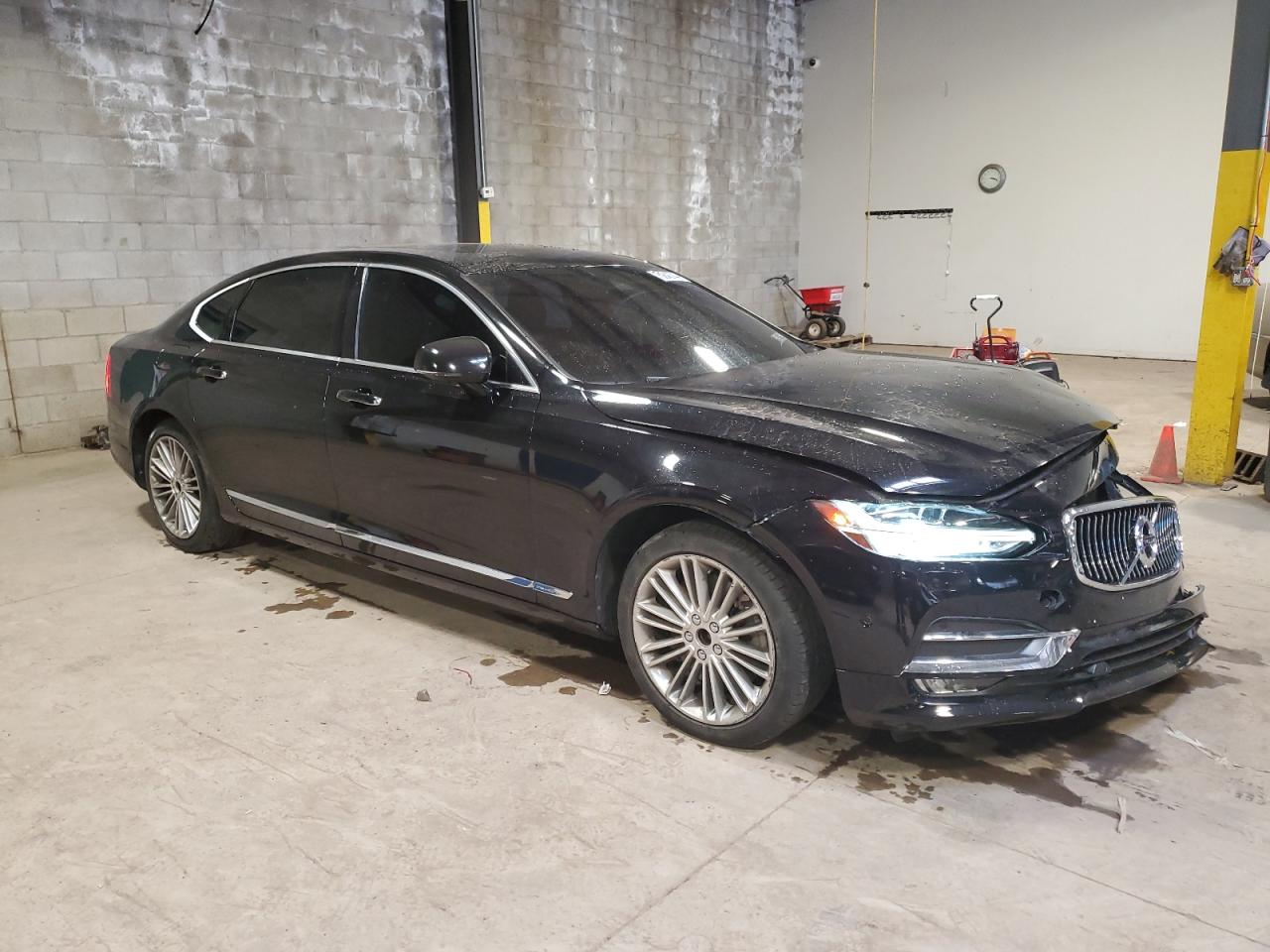 LVY992ML6JP019005 2018 Volvo S90 T6 Inscription