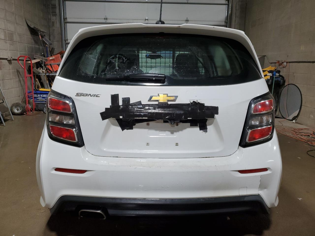 1G1JG6SH1J4132046 2018 Chevrolet Sonic