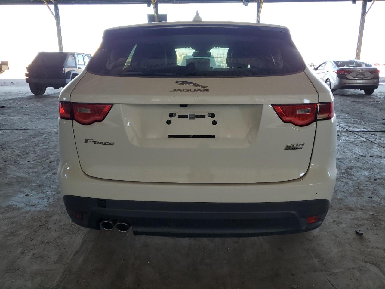 SADCJ2BN5HA093459 2017 Jaguar F-Pace Premium