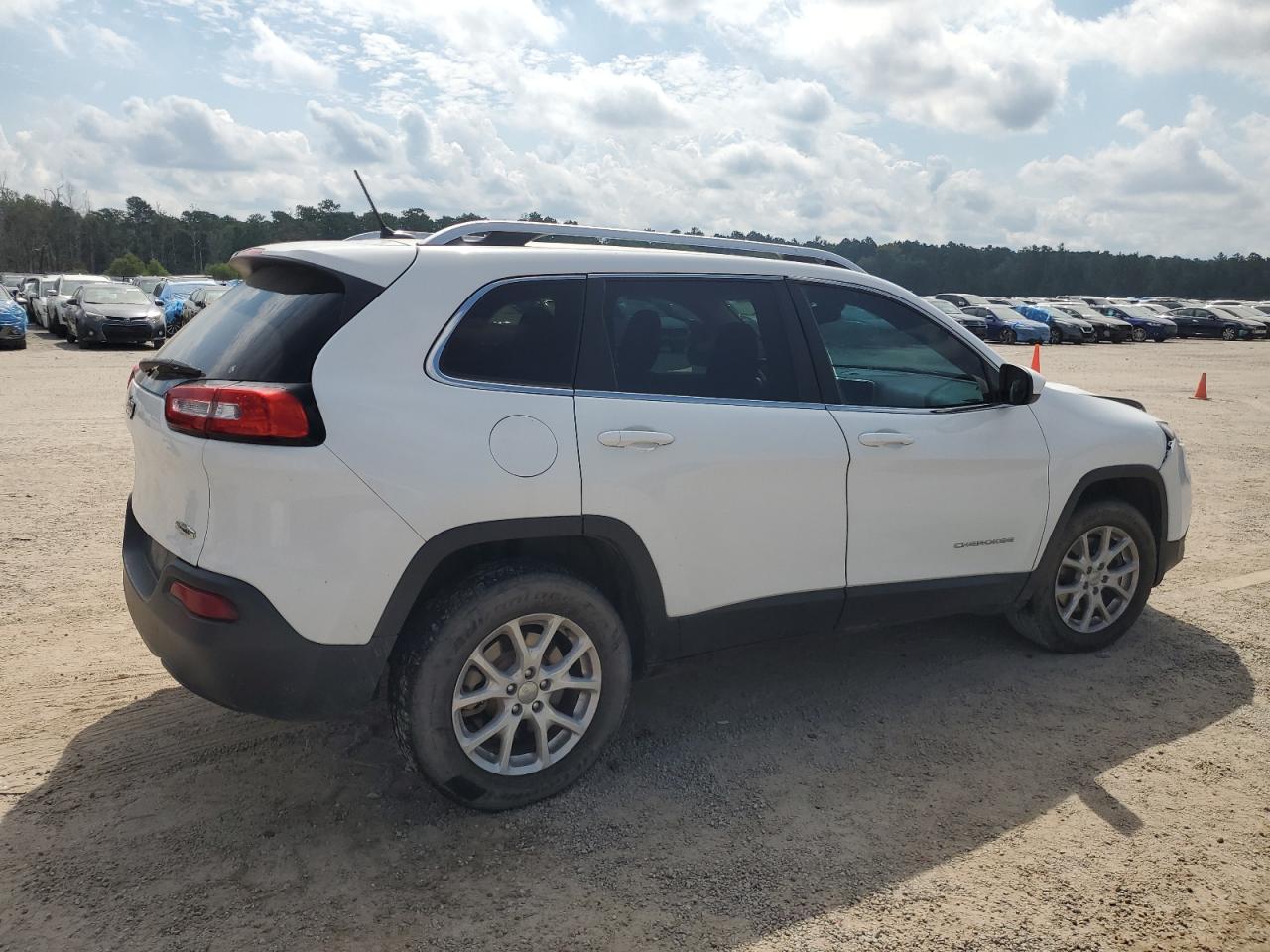 2014 Jeep Cherokee Latitude VIN: 1C4PJMCB4EW308227 Lot: 80517094