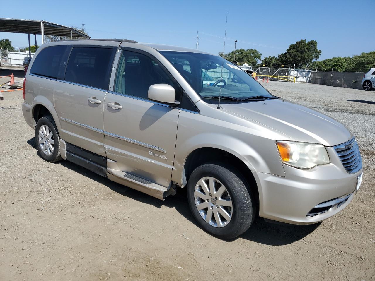 2014 Chrysler Town & Country Touring VIN: 2C4RC1BG8ER460258 Lot: 73228104