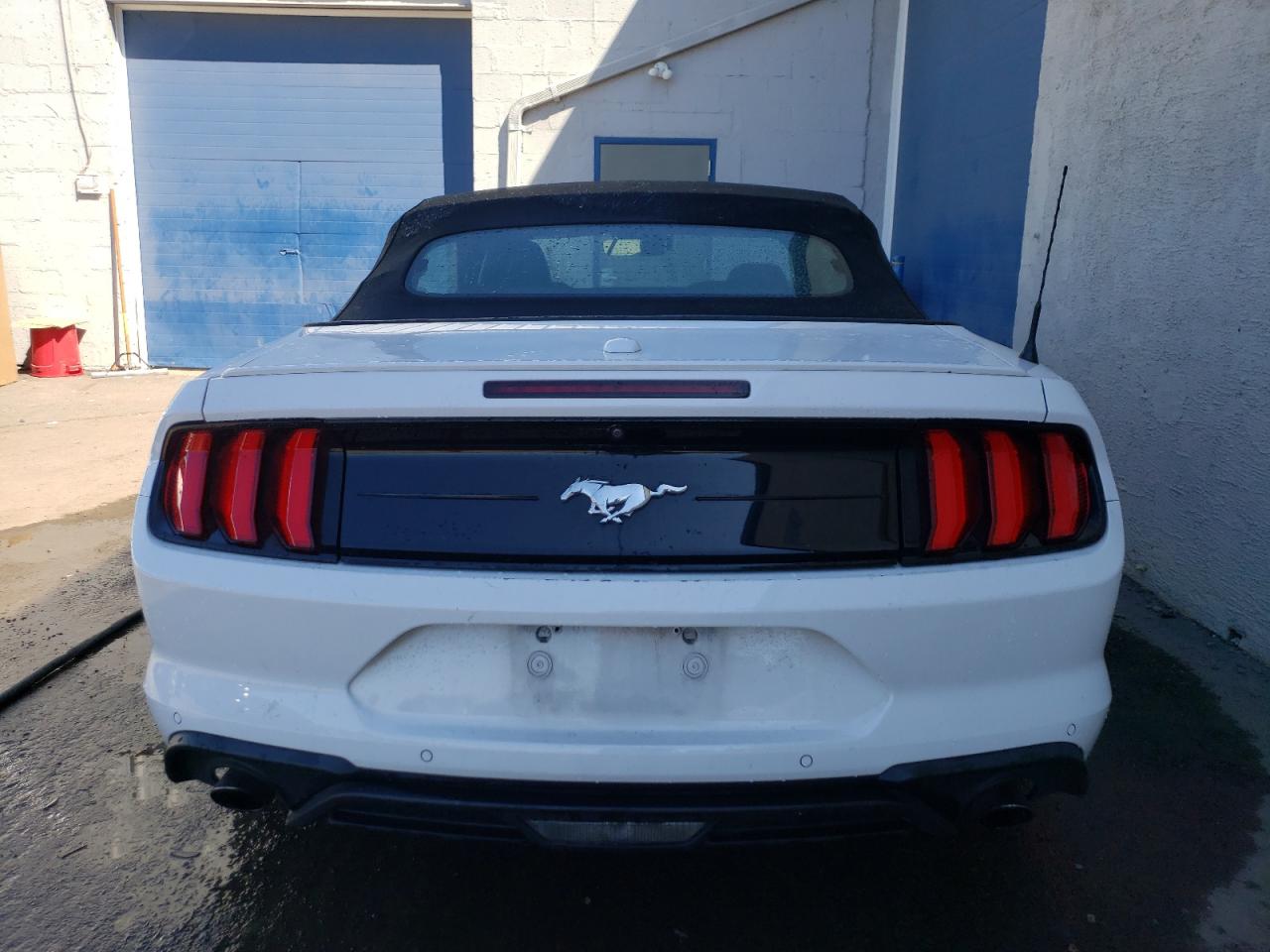 1FATP8UH9N5119219 2022 Ford Mustang