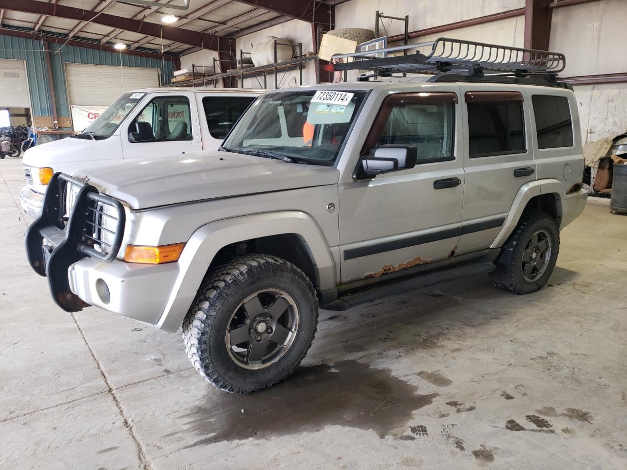 2006 Jeep Commander VIN: 1J8HG48N56C153642 Lot: 72350114