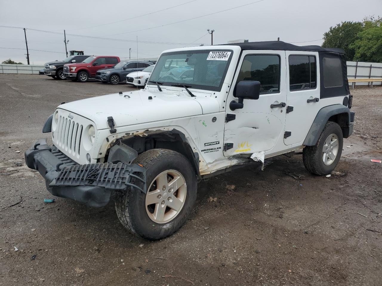 2014 Jeep Wrangler Unlimited Sport VIN: 1C4BJWDG2EL250667 Lot: 72376064