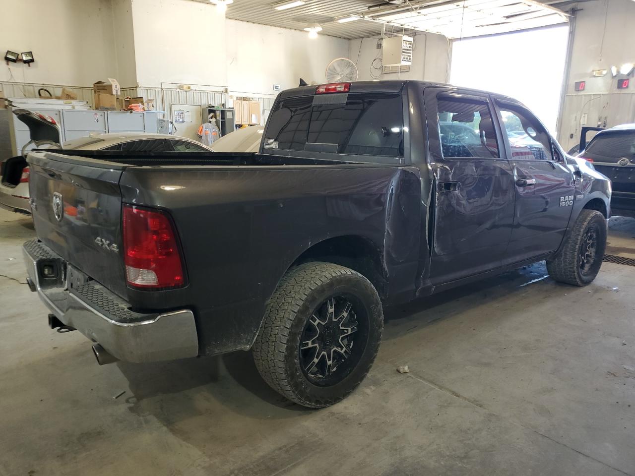 1C6RR7LT6FS746534 2015 Ram 1500 Slt