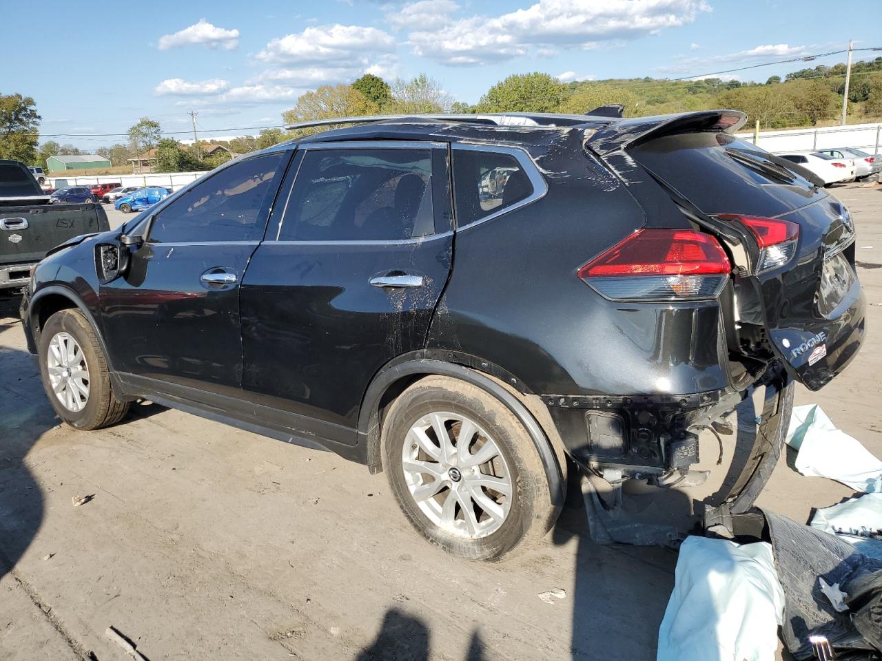 2020 Nissan Rogue S VIN: JN8AT2MT3LW035858 Lot: 72380614