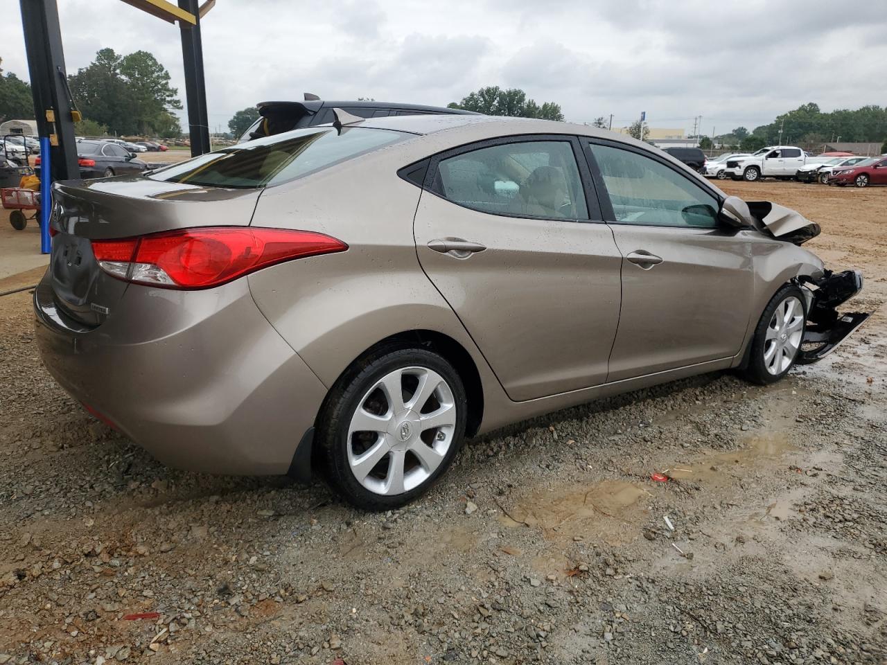 2013 Hyundai Elantra Gls VIN: 5NPDH4AE9DH300284 Lot: 73565504