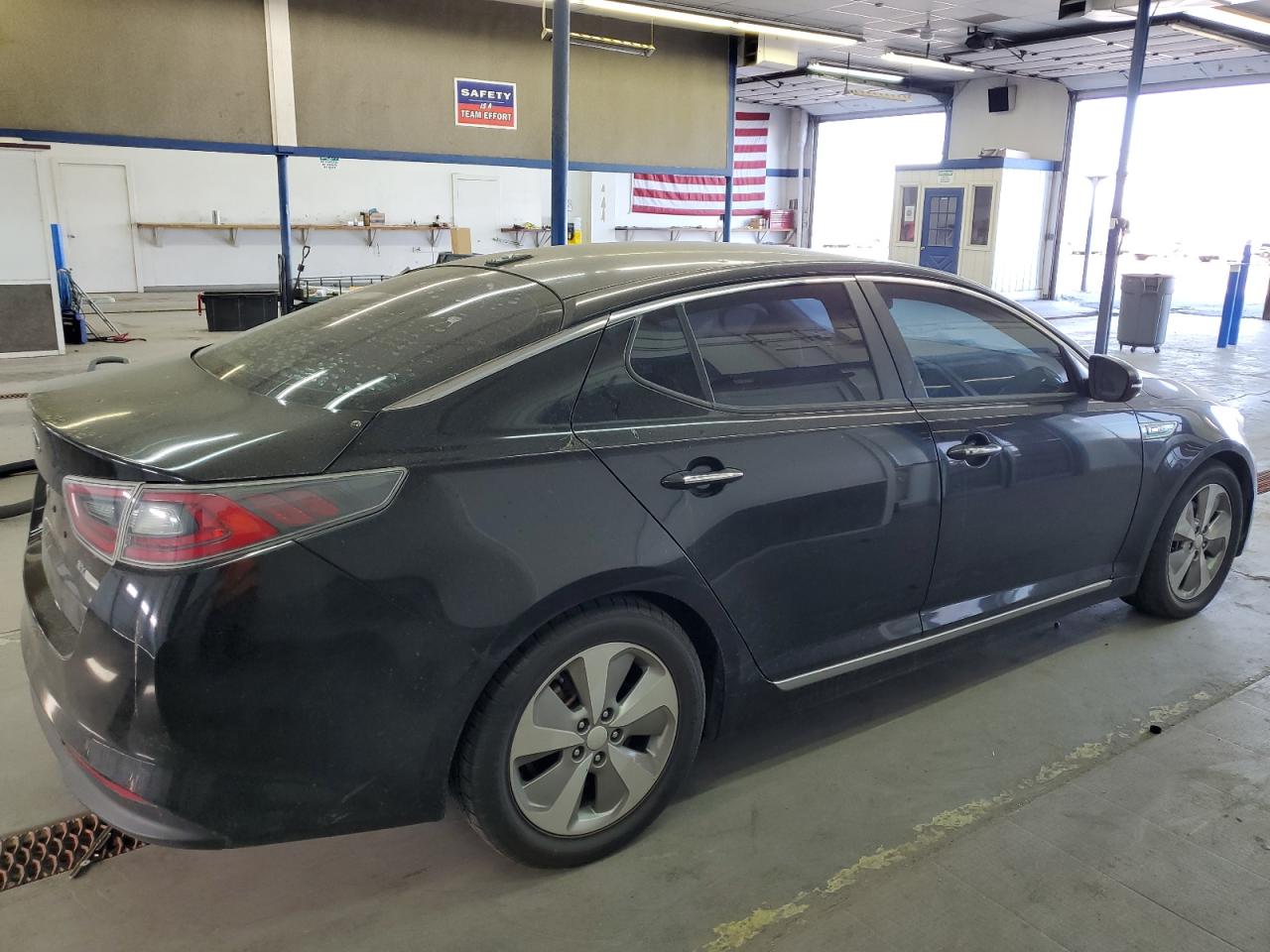 2015 Kia Optima Hybrid VIN: KNAGN4AD6F5091437 Lot: 73560394