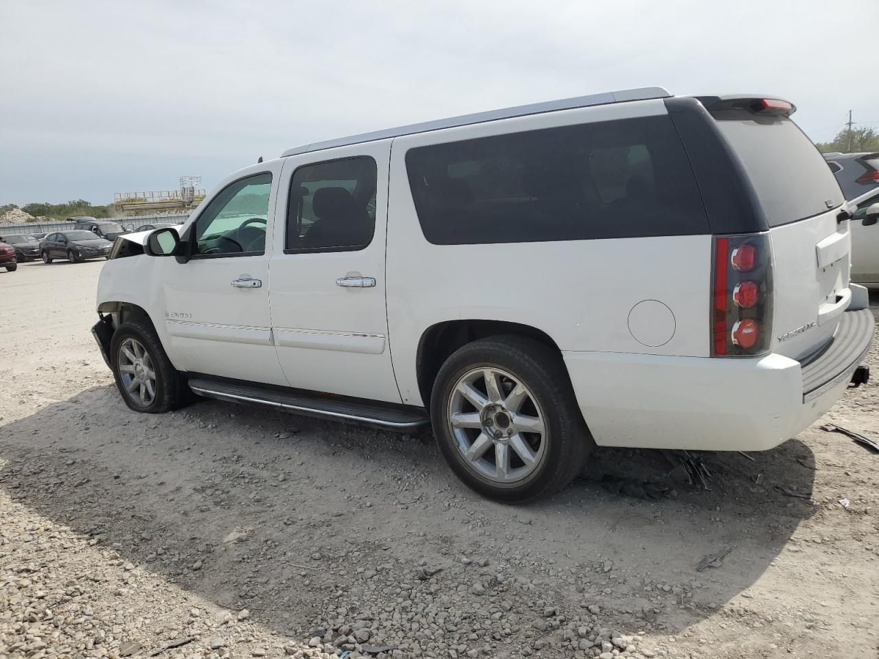 2008 GMC Yukon Xl Denali VIN: 1GKFK66868J240118 Lot: 73413714