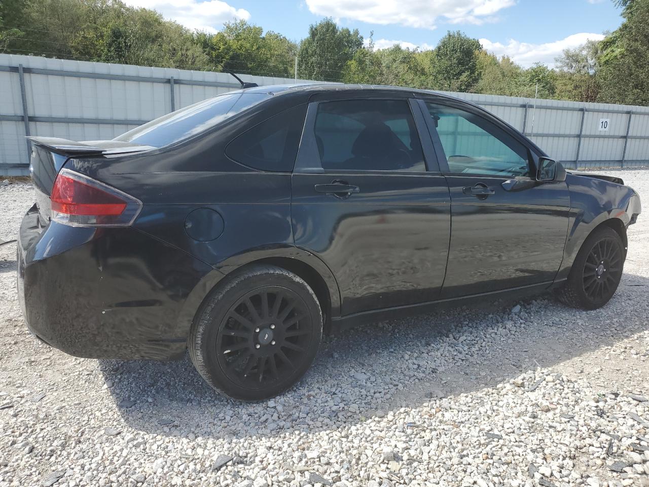 2010 Ford Focus Ses VIN: 1FAHP3GN0AW171613 Lot: 73396224