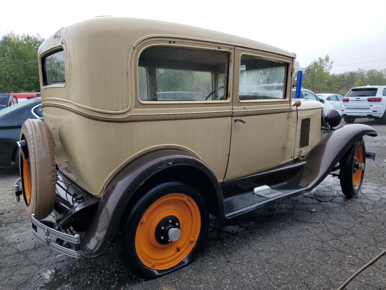 1108242 1929 Chevrolet Sedan