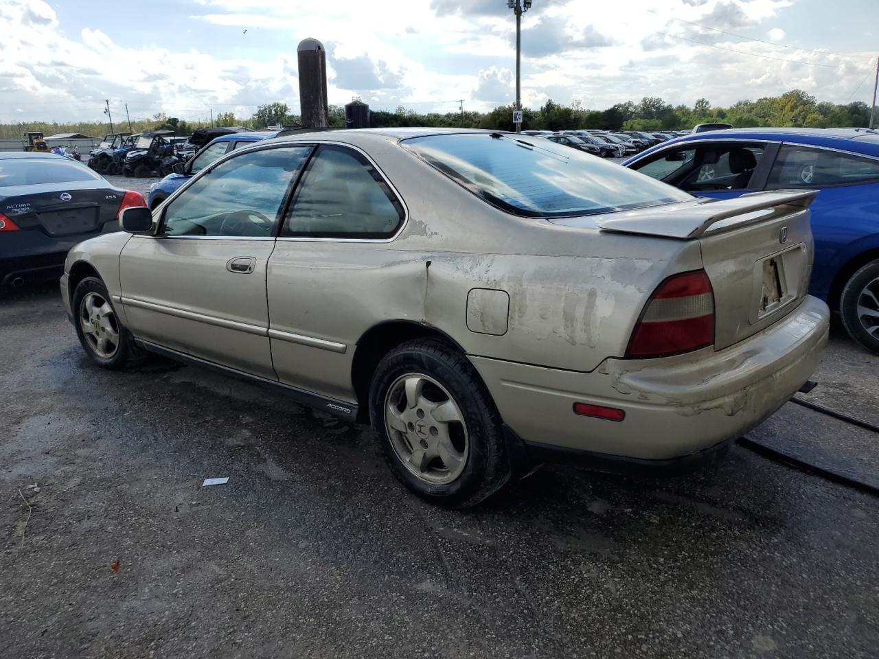 1995 Honda Accord Ex VIN: 1HGCD7164SA039850 Lot: 73191274