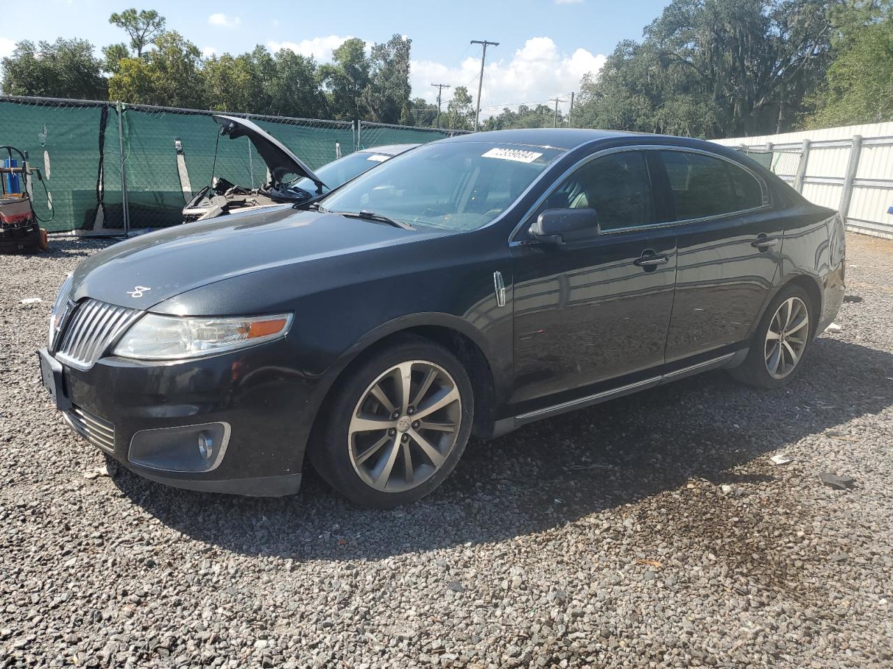 1LNHL9DR4BG600288 2011 Lincoln Mks