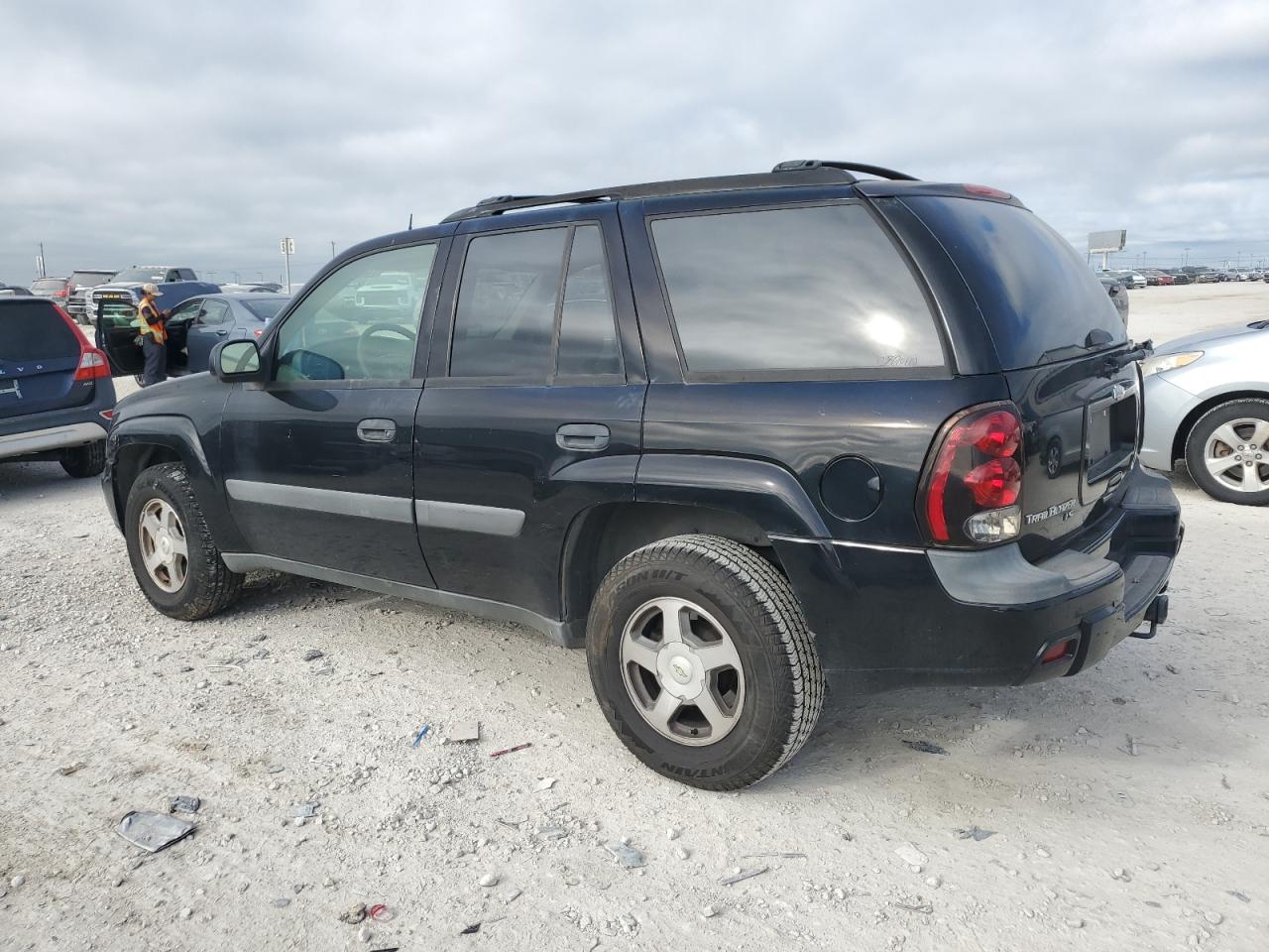 2005 Chevrolet Trailblazer Ls VIN: 1GNDS13S452374418 Lot: 71253824