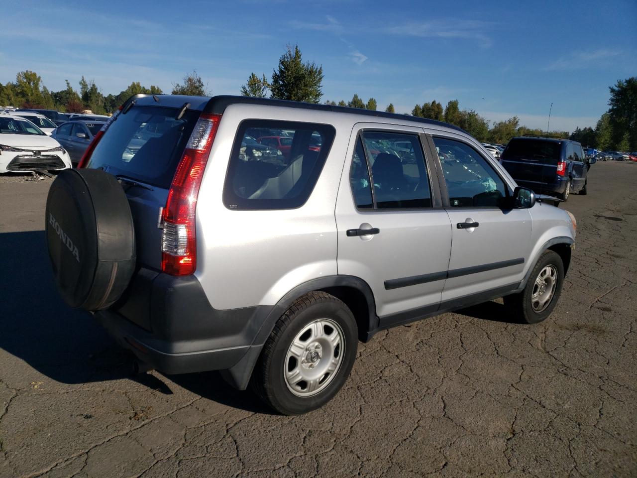 JHLRD68525C015624 2005 Honda Cr-V Lx