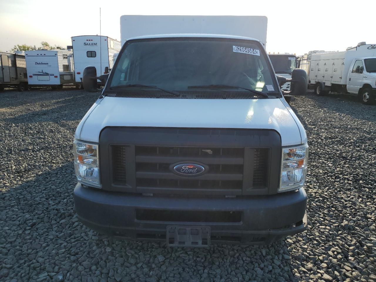 1FDXE4FS7HDC69032 2017 Ford E-450 Cutaway