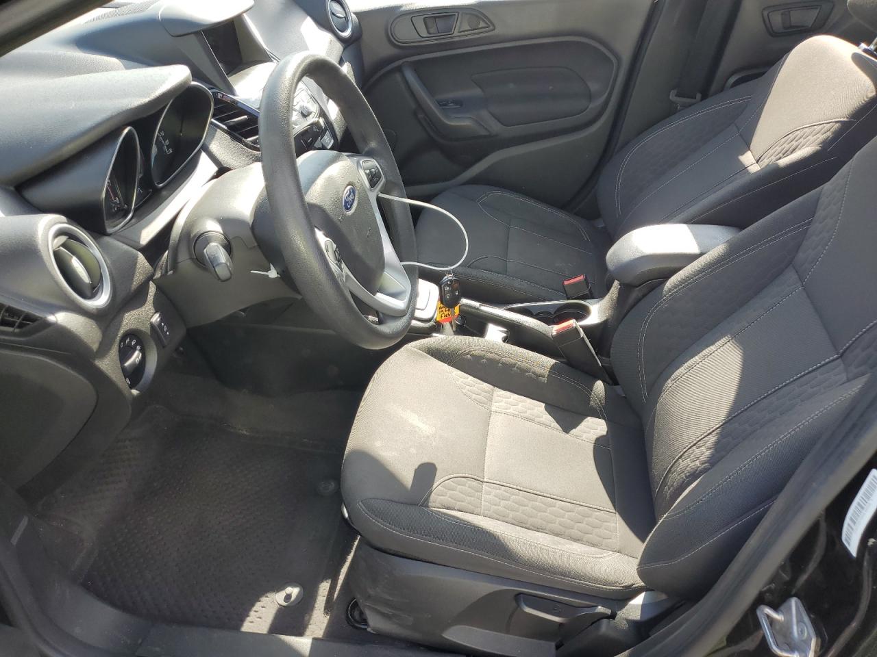 3FADP4BJ5KM149598 2019 Ford Fiesta Se