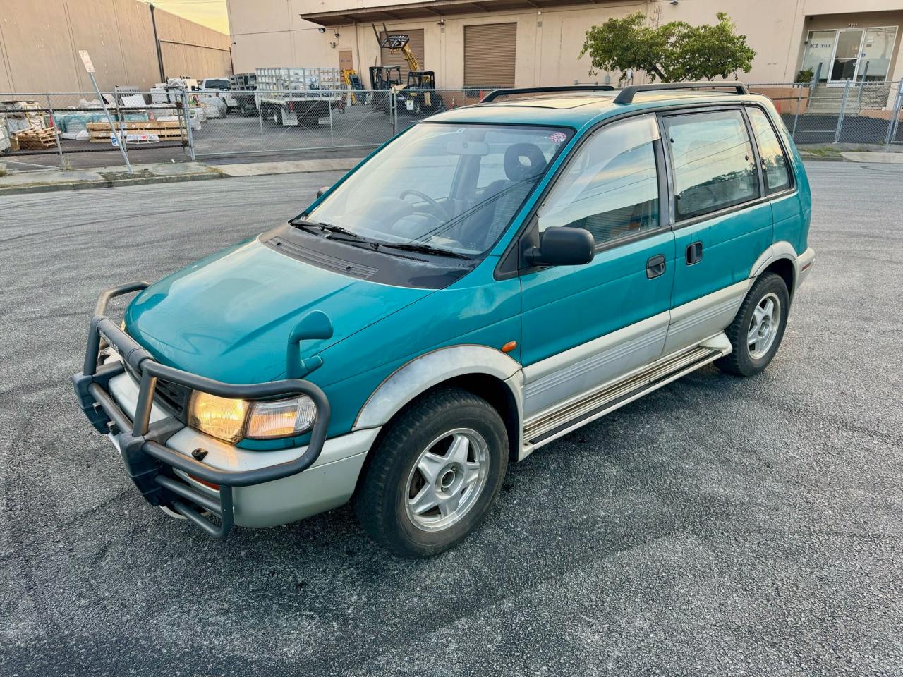 1994 Mitsubishi Rvr VIN: N23W5116337 Lot: 70933974