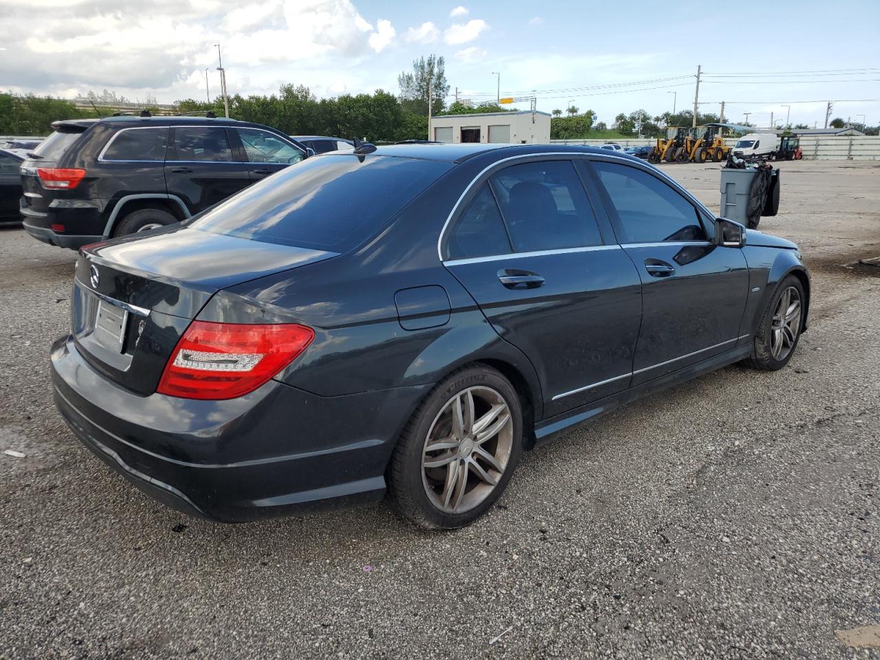 2012 Mercedes-Benz C 250 VIN: WDDGF4HB4CA622065 Lot: 71651994