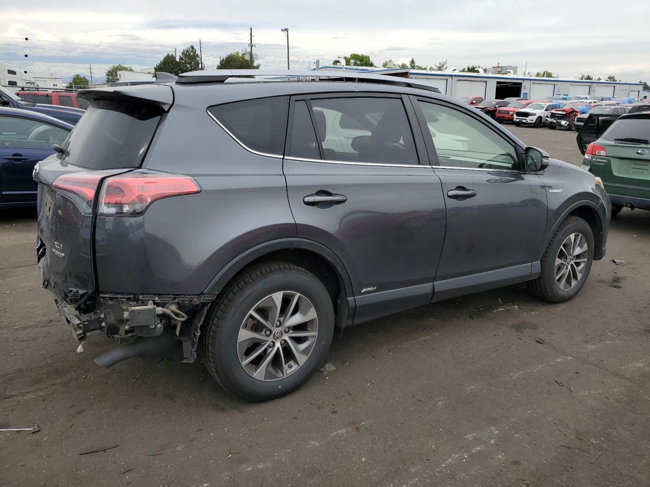 JTMRJREV1HD100643 2017 Toyota Rav4 Hv Le