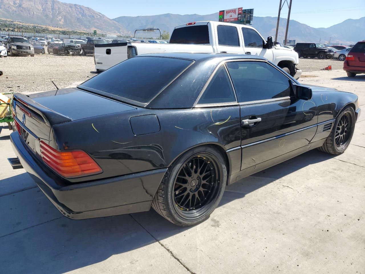 1992 Mercedes-Benz 500 Sl VIN: WDBFA66E2NF060135 Lot: 79461394