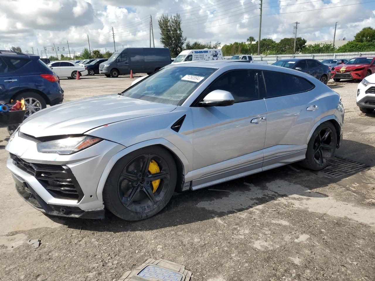 ZPBUA1ZL5MLA11591 2021 Lamborghini Urus