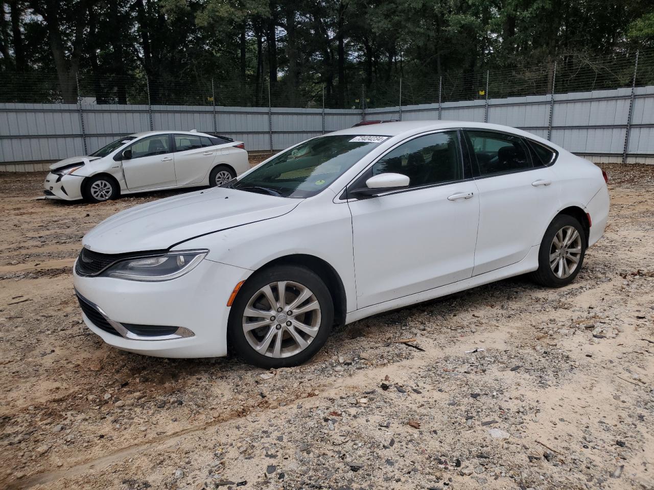 2015 Chrysler 200 Limited VIN: 1C3CCCAB3FN612392 Lot: 73404234