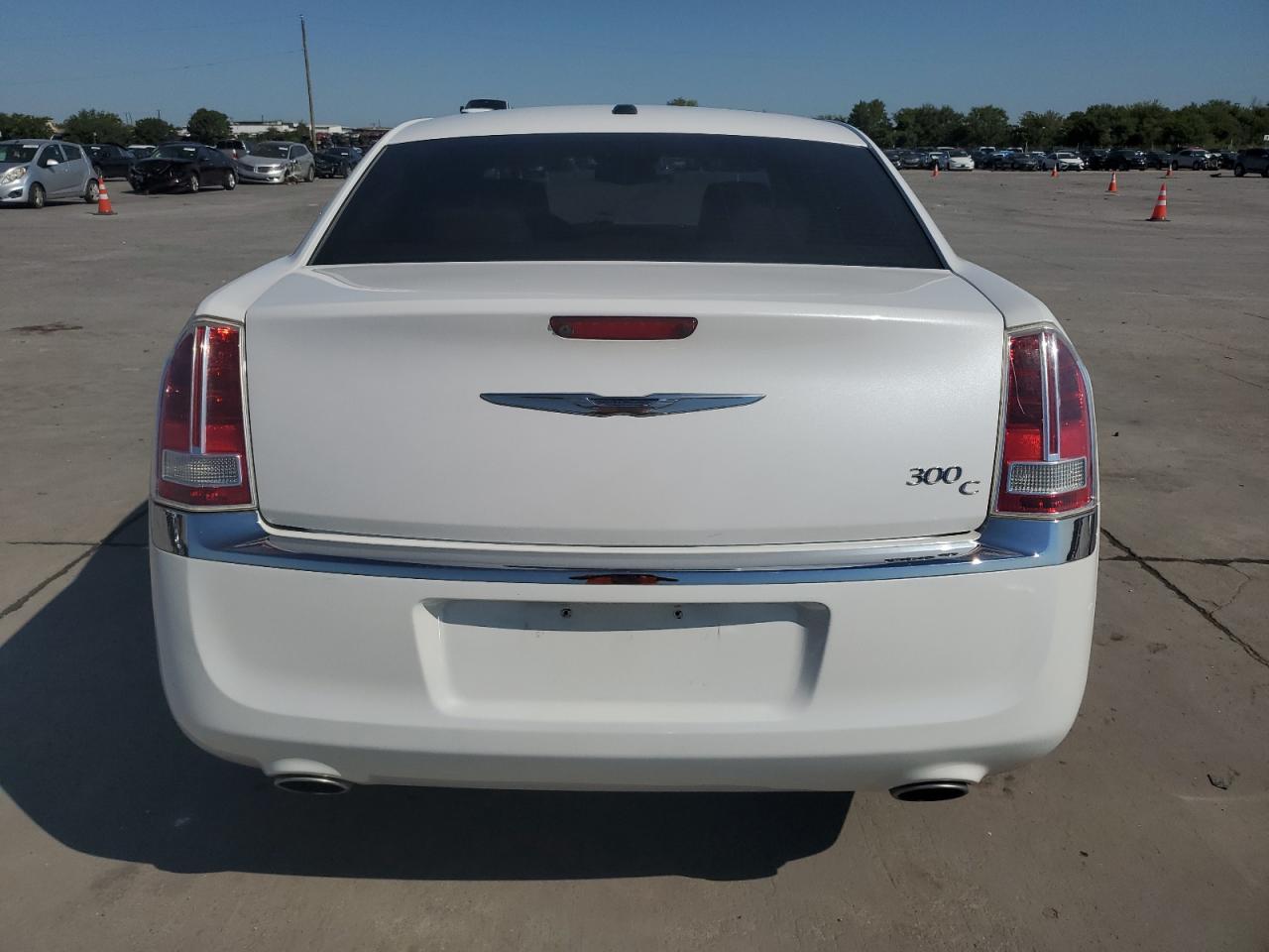 2C3CCAET3CH136303 2012 Chrysler 300C