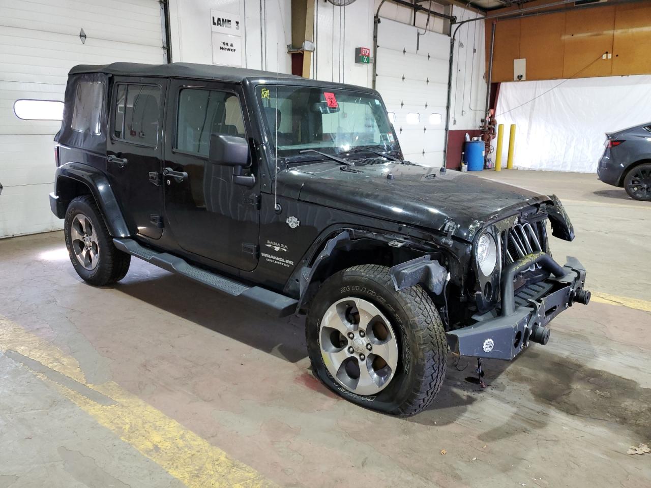 2017 Jeep Wrangler Unlimited Sahara VIN: 1C4BJWEG5HL700511 Lot: 71957364