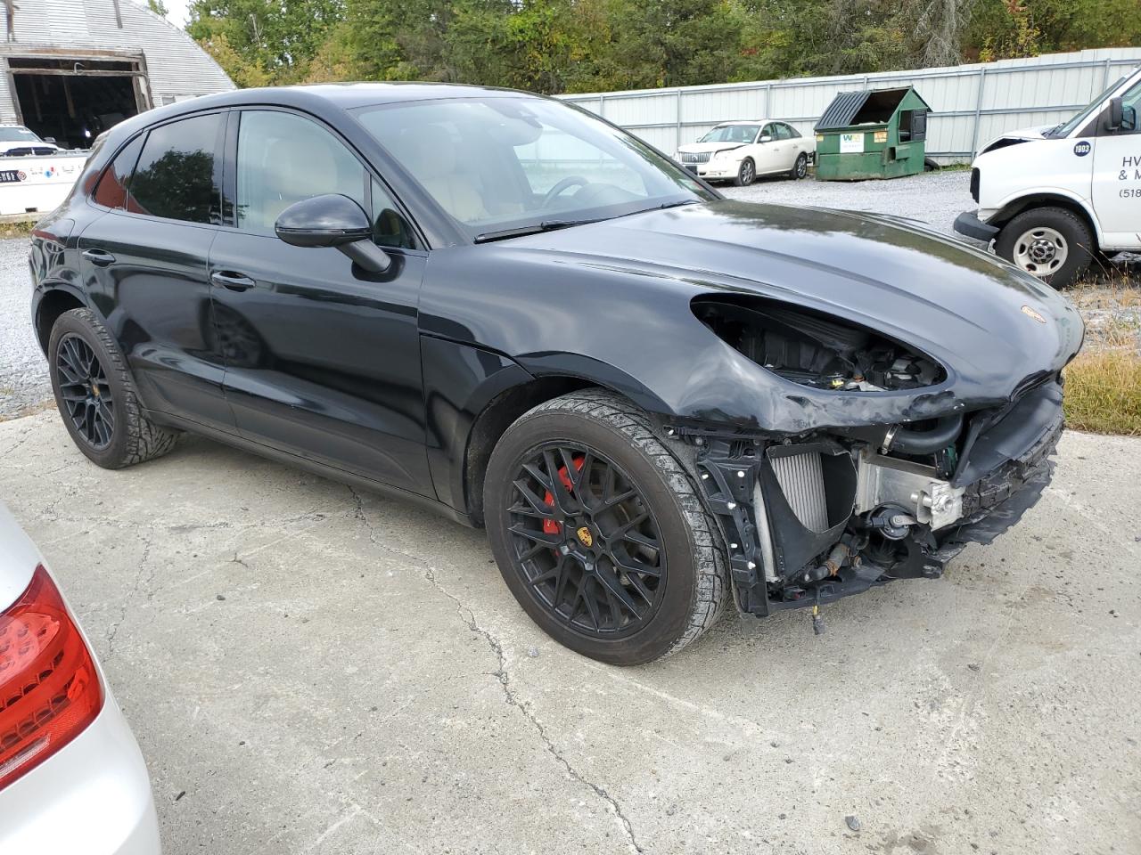 WP1AG2A59HLB50185 2017 Porsche Macan Gts