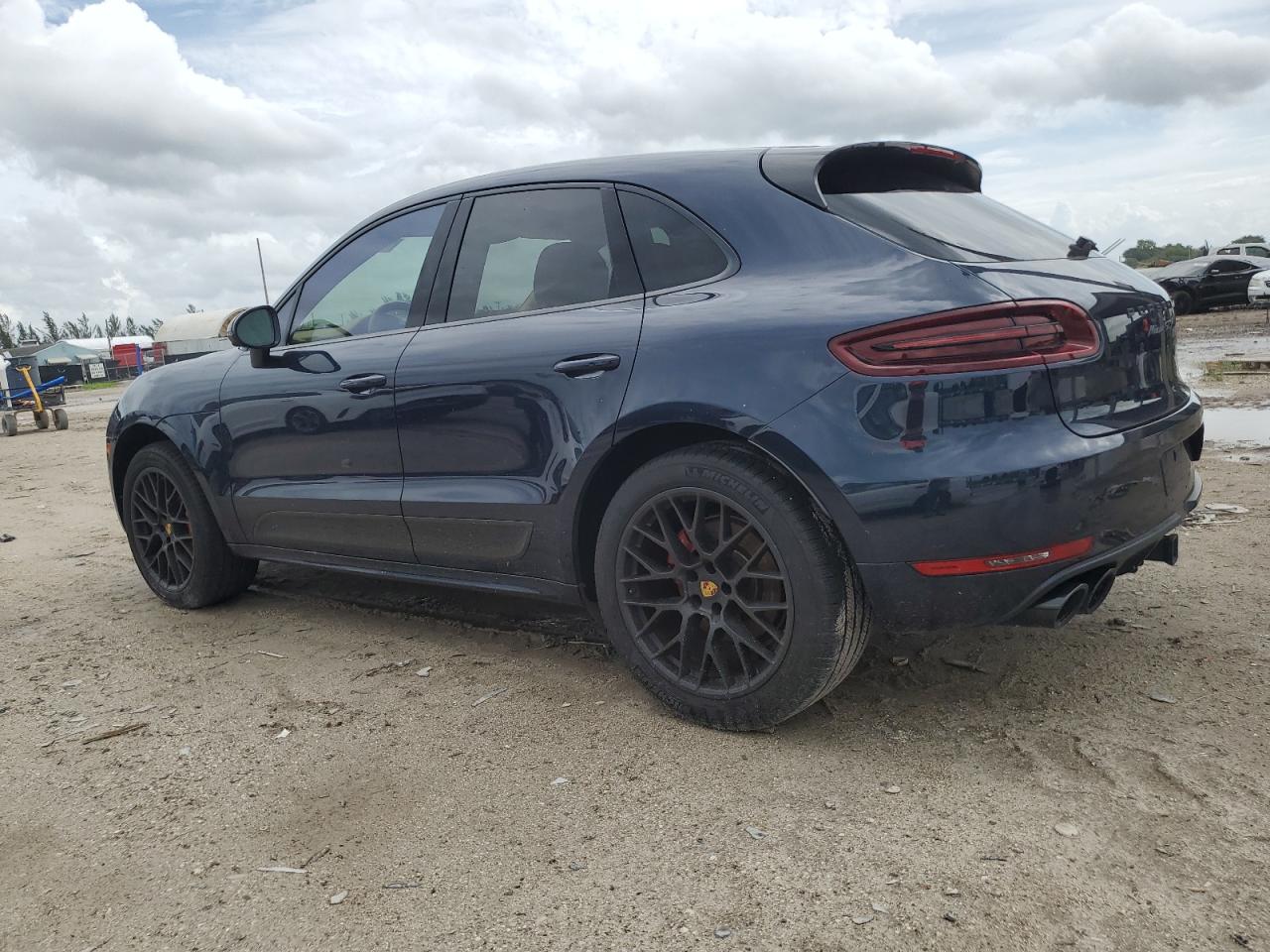 WP1AG2A57HLB52758 2017 Porsche Macan Gts