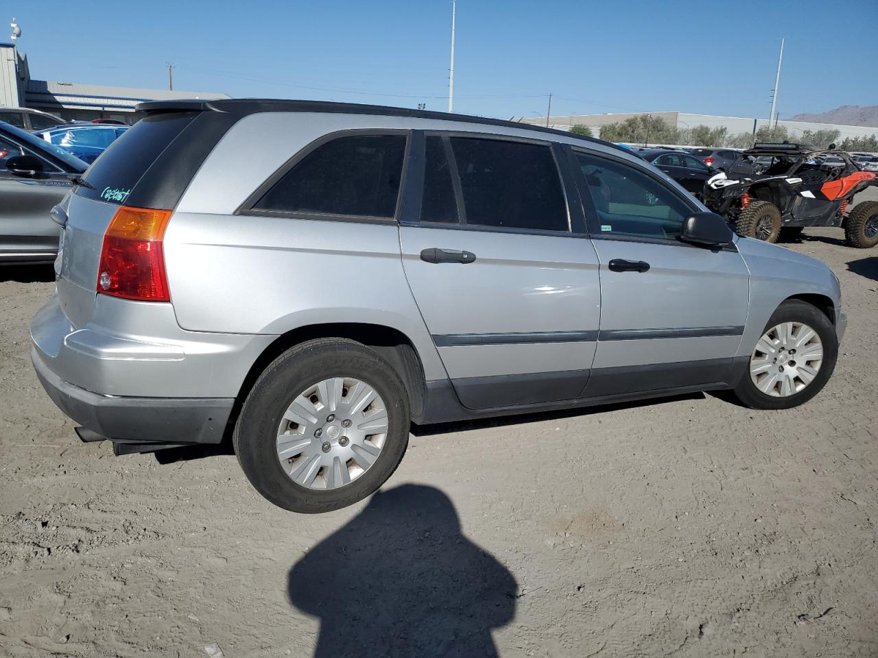 2006 Chrysler Pacifica VIN: 2A8GM48446R823667 Lot: 73354604