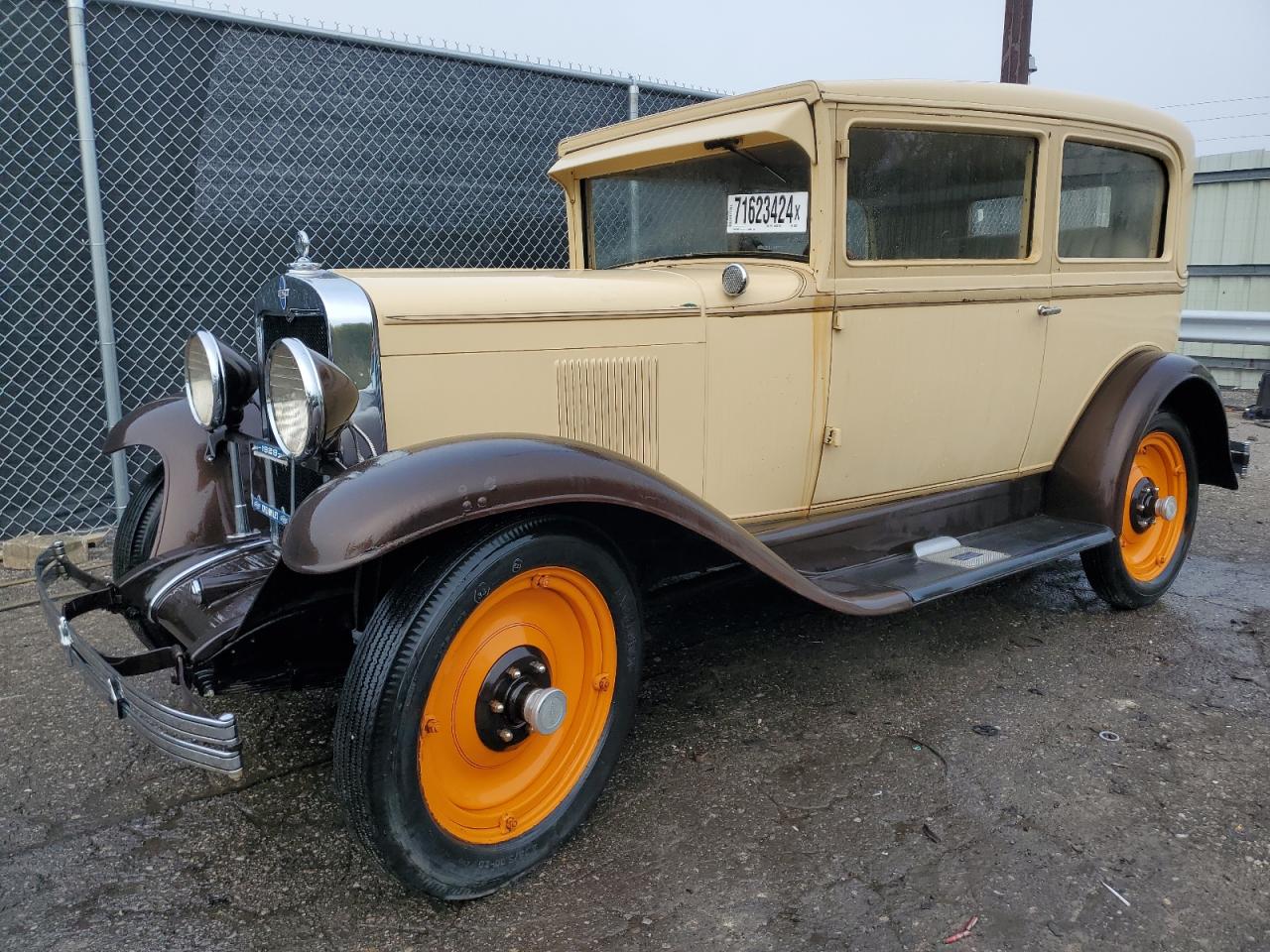 1108242 1929 Chevrolet Sedan