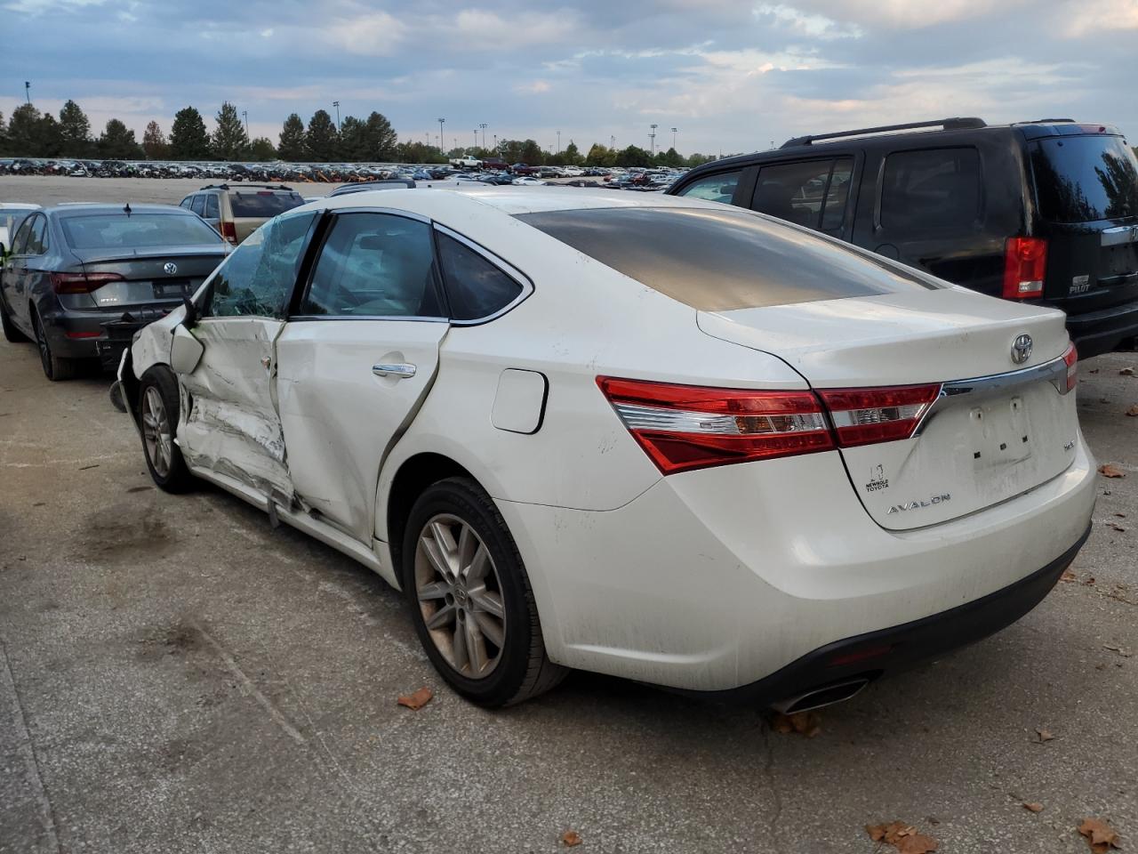 4T1BK1EBXDU019085 2013 Toyota Avalon Base