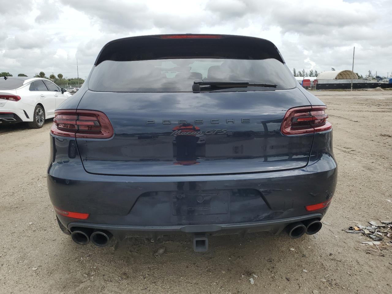 WP1AG2A57HLB52758 2017 Porsche Macan Gts