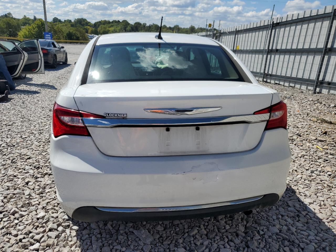 2013 Chrysler 200 Lx VIN: 1C3CCBAB2DN698219 Lot: 71291414