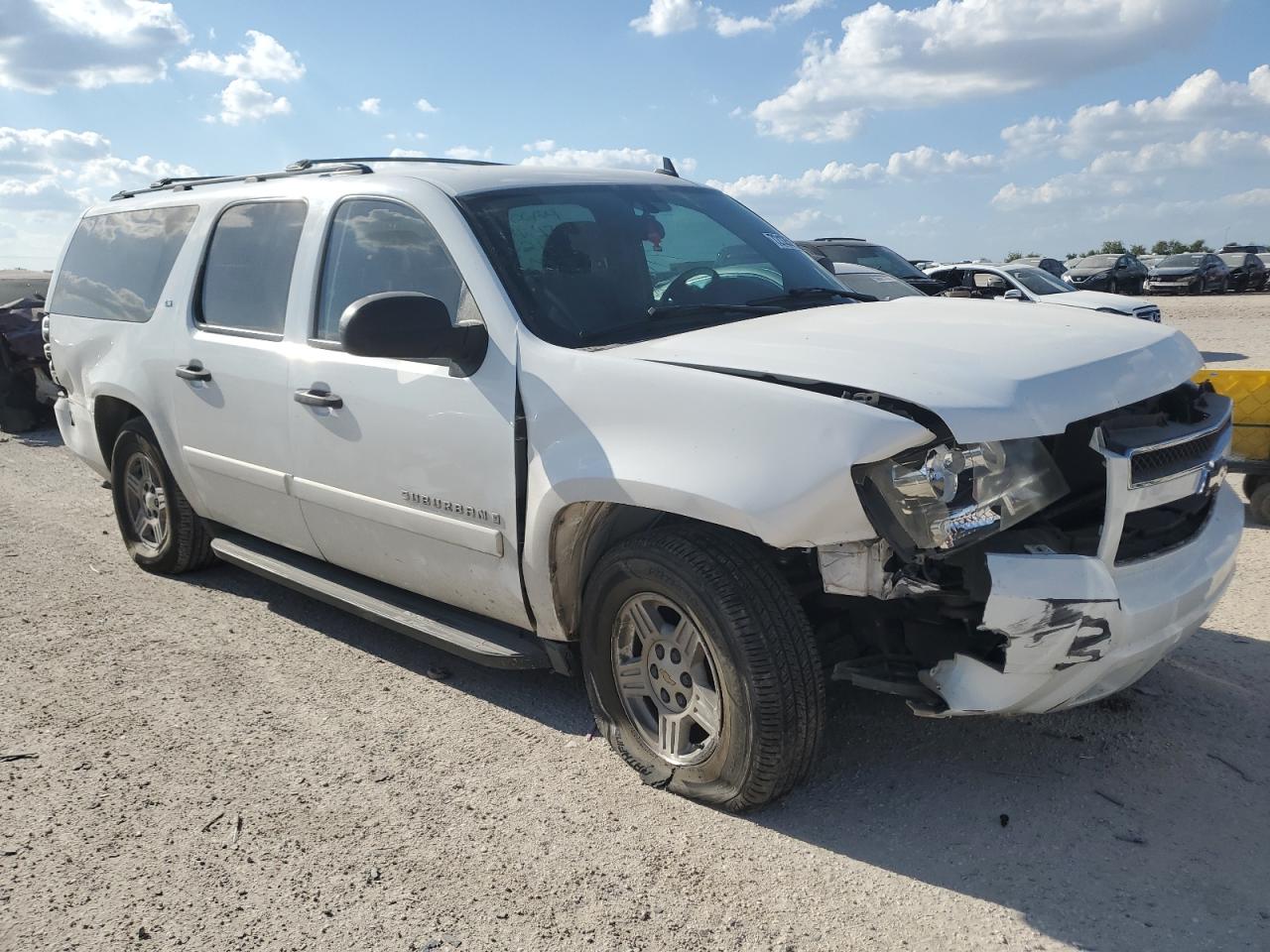 2007 Chevrolet Suburban C1500 VIN: 1GNFC16037R402106 Lot: 72125994