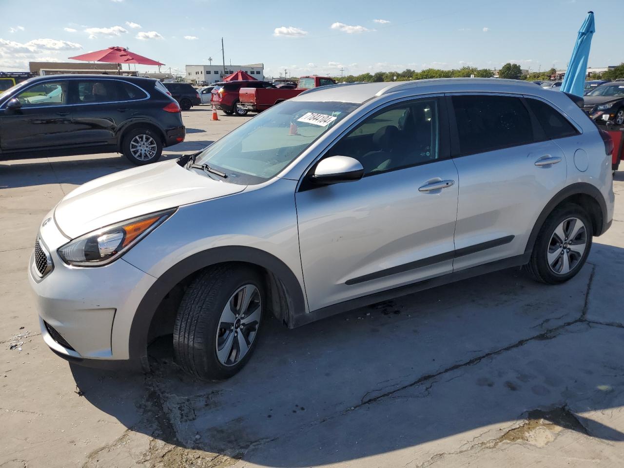 KNDCB3LC5J5170082 2018 Kia Niro Fe