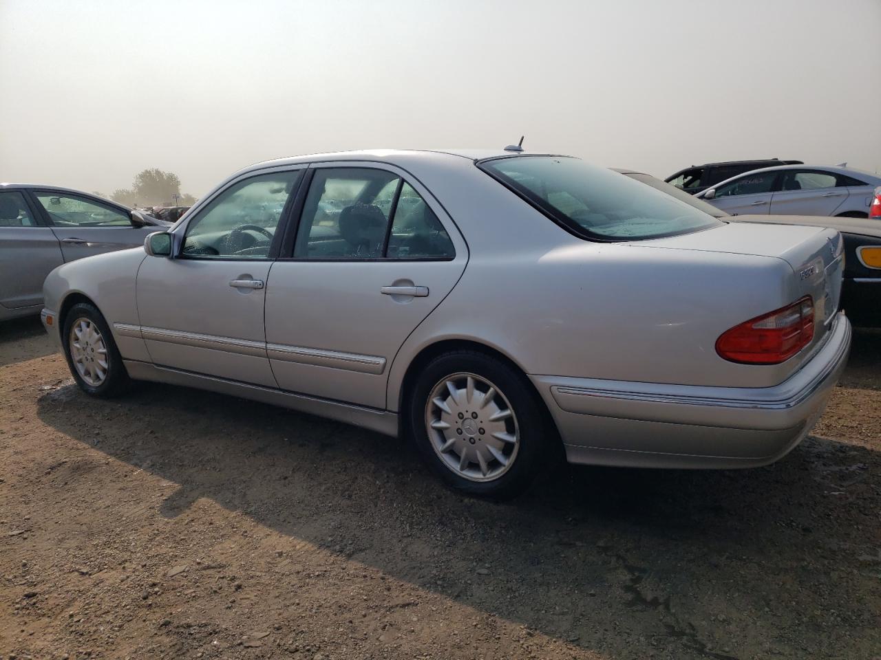 2000 Mercedes-Benz E 320 VIN: WDBJF65JXYB142782 Lot: 69262574