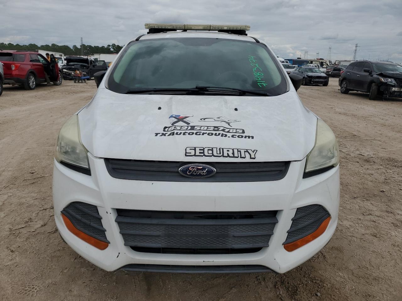 2015 Ford Escape S VIN: 1FMCU0F78FUC29027 Lot: 71483274