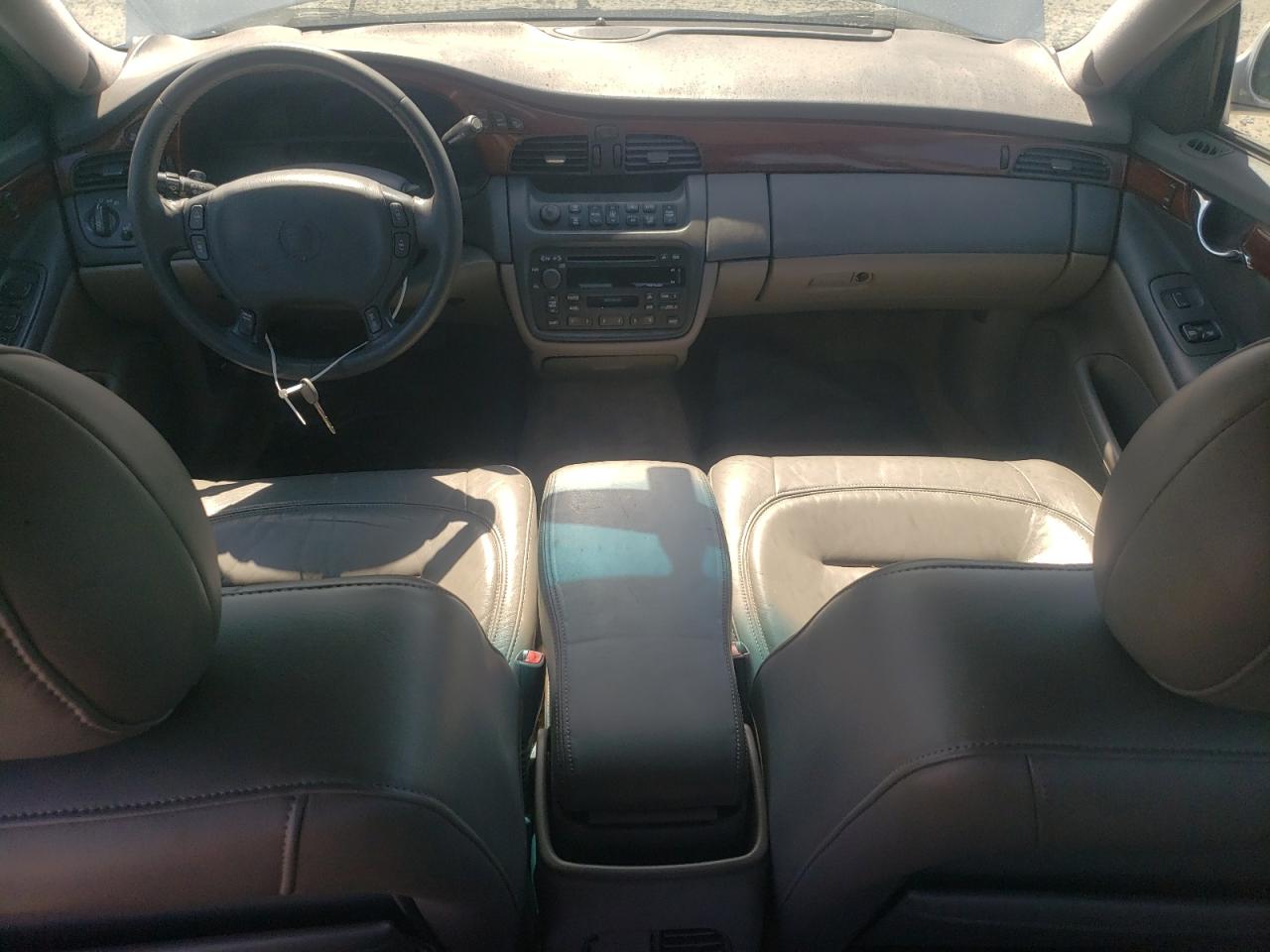 2000 Cadillac Deville VIN: 1G6KD54YXYU228590 Lot: 70317184