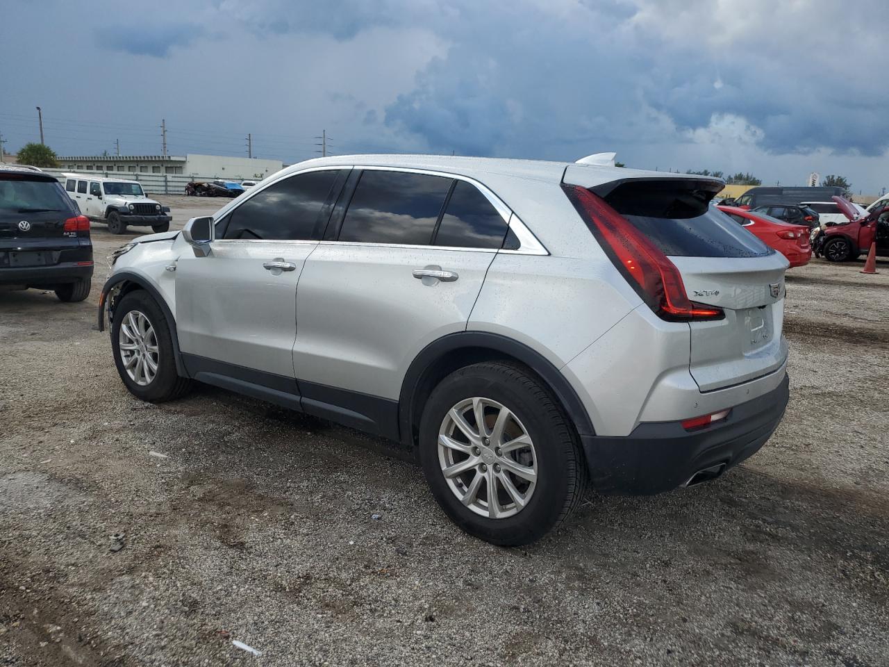 1GYAZAR42KF119510 2019 Cadillac Xt4 Luxury