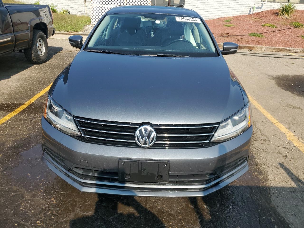 3VWDB7AJXHM405817 2017 Volkswagen Jetta Se