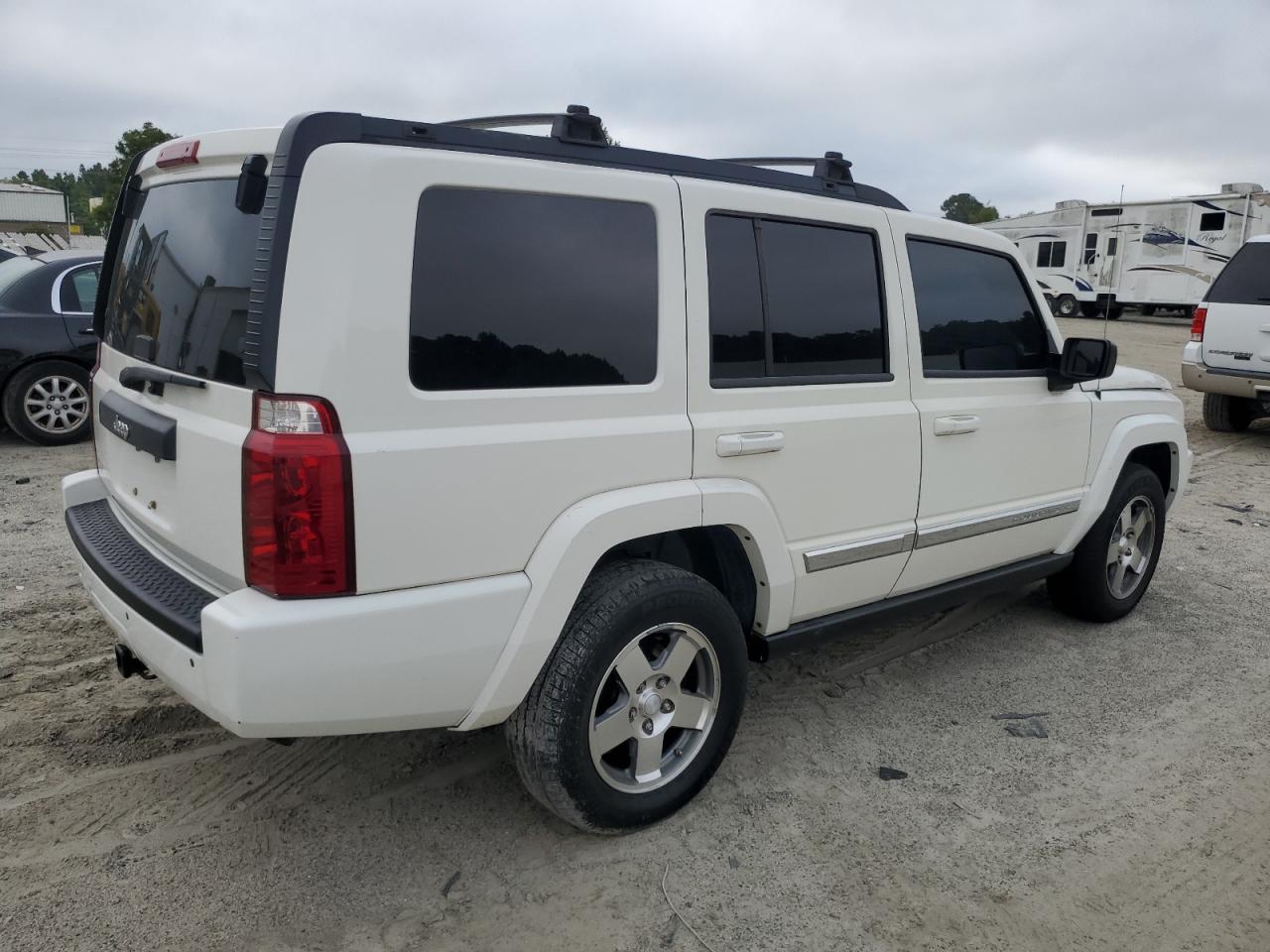 2010 Jeep Commander Sport VIN: 1J4RH4GK2AC140964 Lot: 68311584