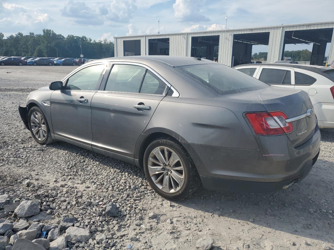 2011 Ford Taurus Limited VIN: 1FAHP2FW5BG151633 Lot: 72322314