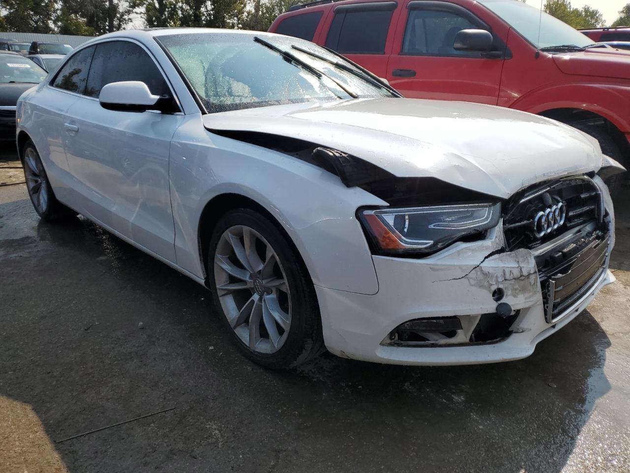 WAULFAFR0EA025633 2014 Audi A5 Premium Plus