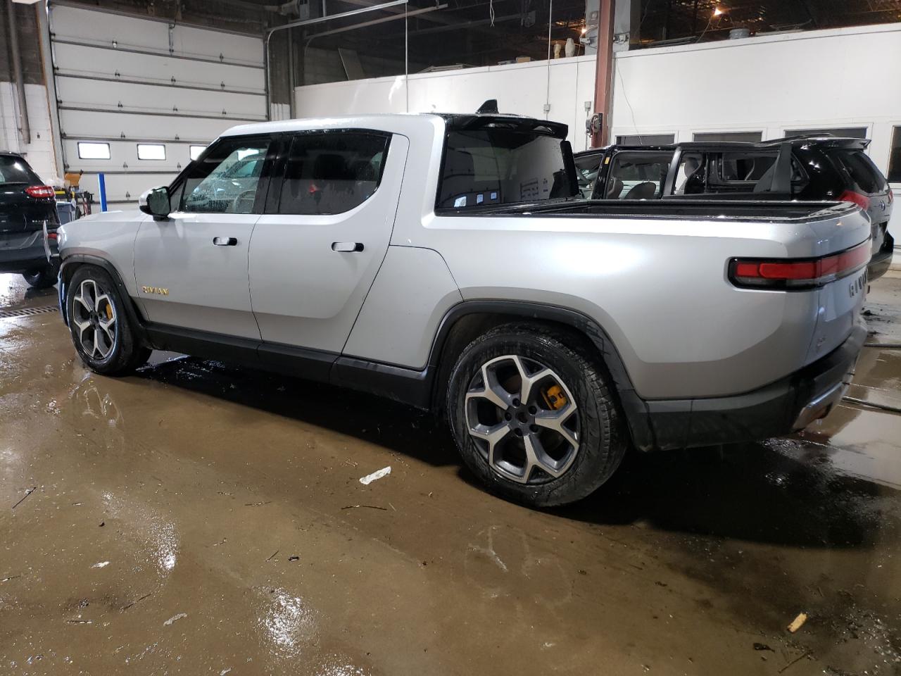 7FCTGAAA3PN017193 2023 Rivian R1T Adventure