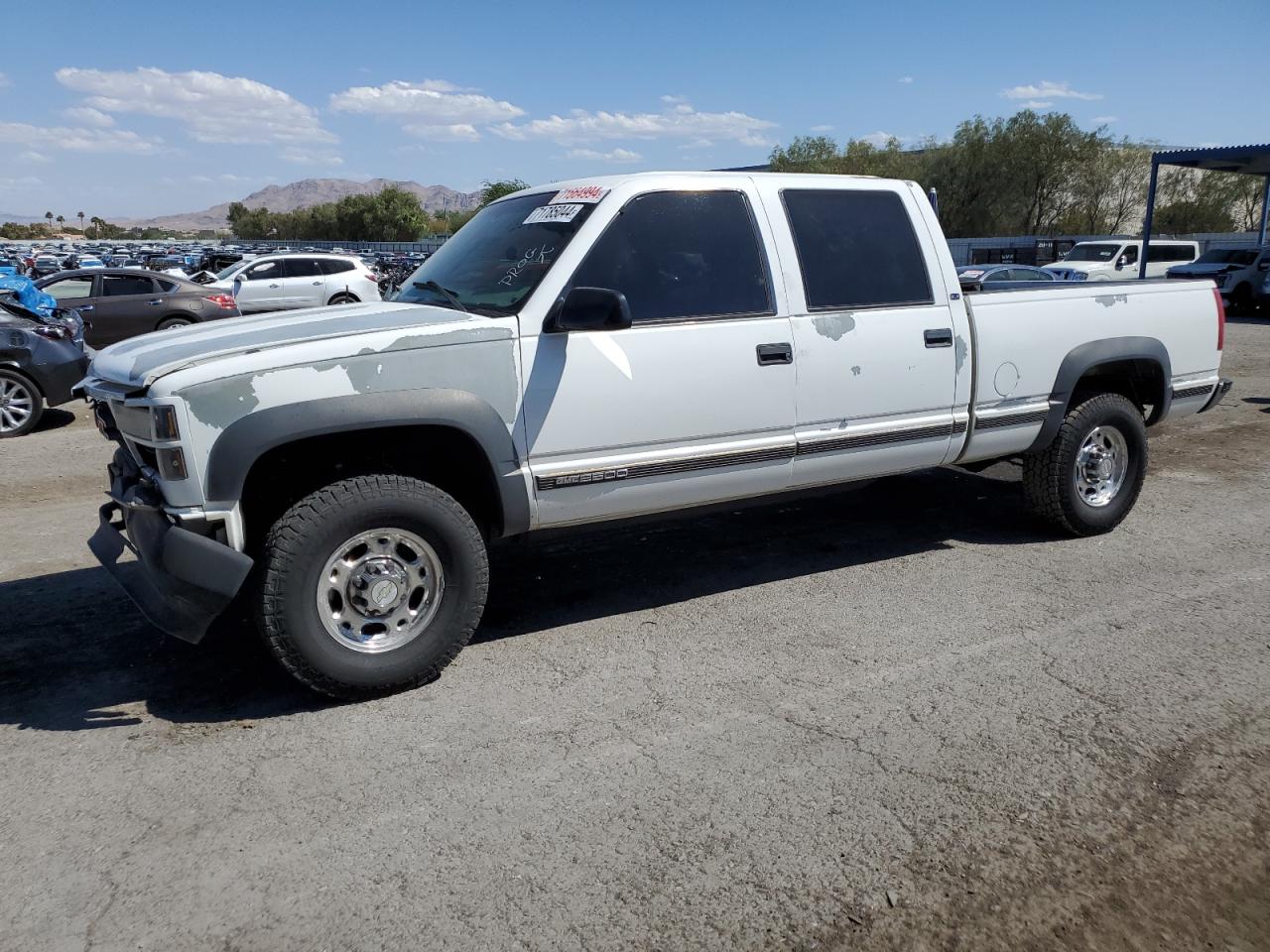 2000 GMC Sierra K2500 VIN: 1GTGK23J4YF416361 Lot: 71785044